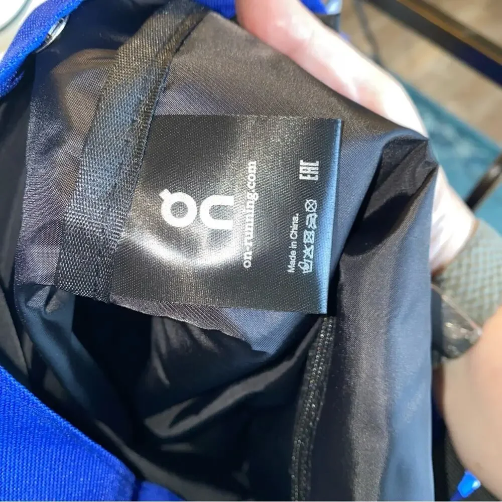 On Running Blue Black Backpack oncloud